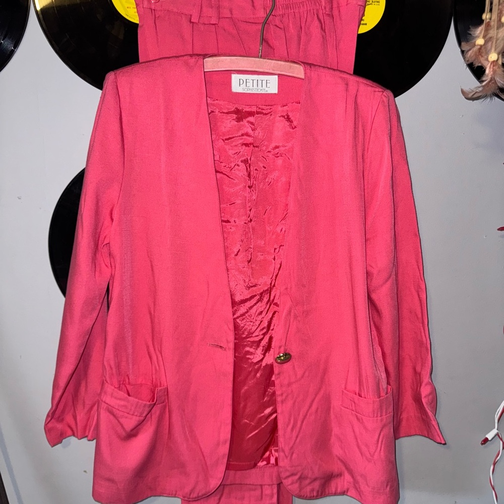 Women’s Vintage 2-Piece Suit Set- Jacket And Pants